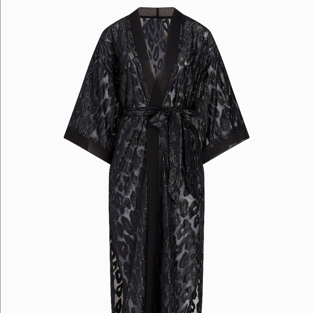 Black Leopard Kimono